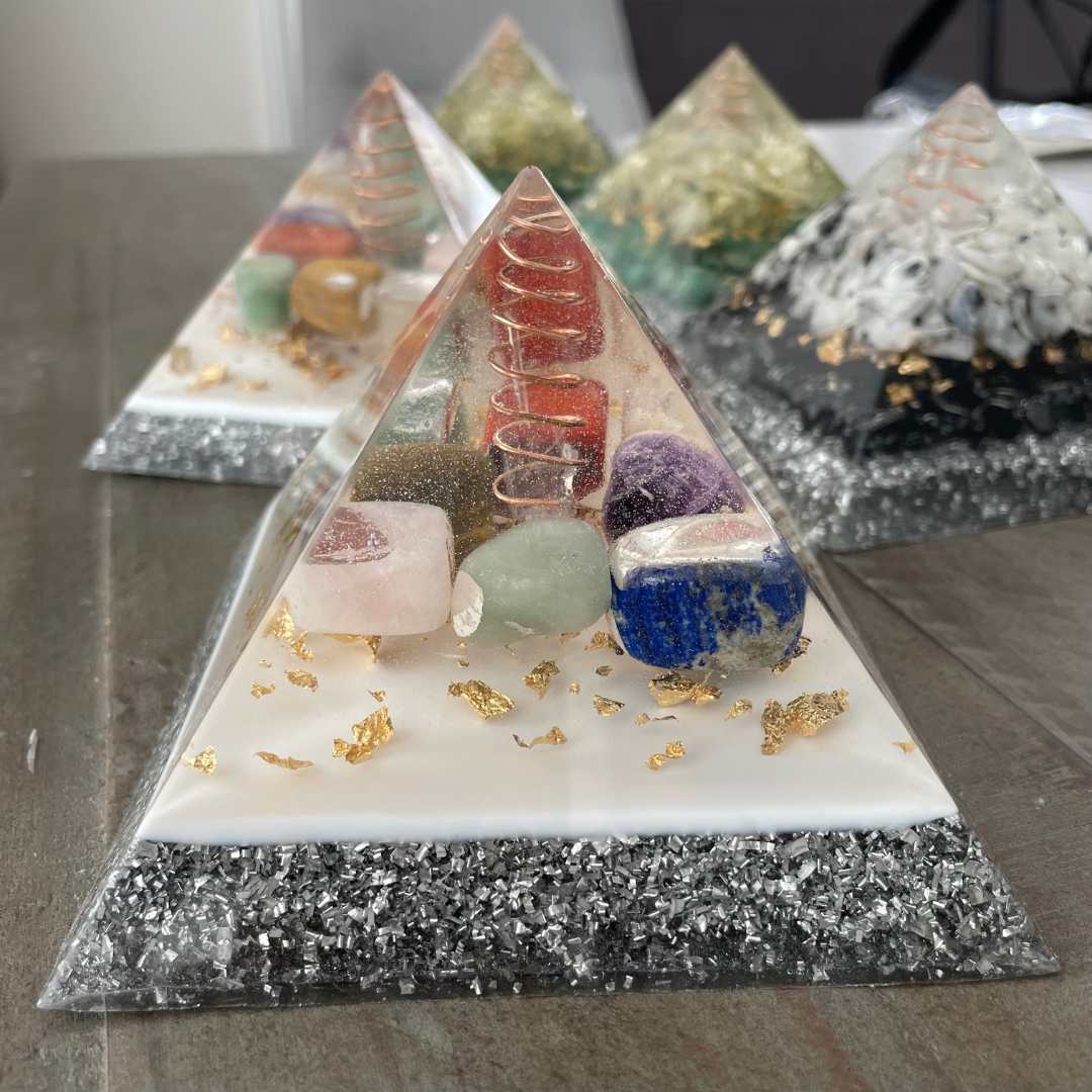 Gemstone Orgone Pyramid - 8 Chakra Stone Set and Clear Quartz