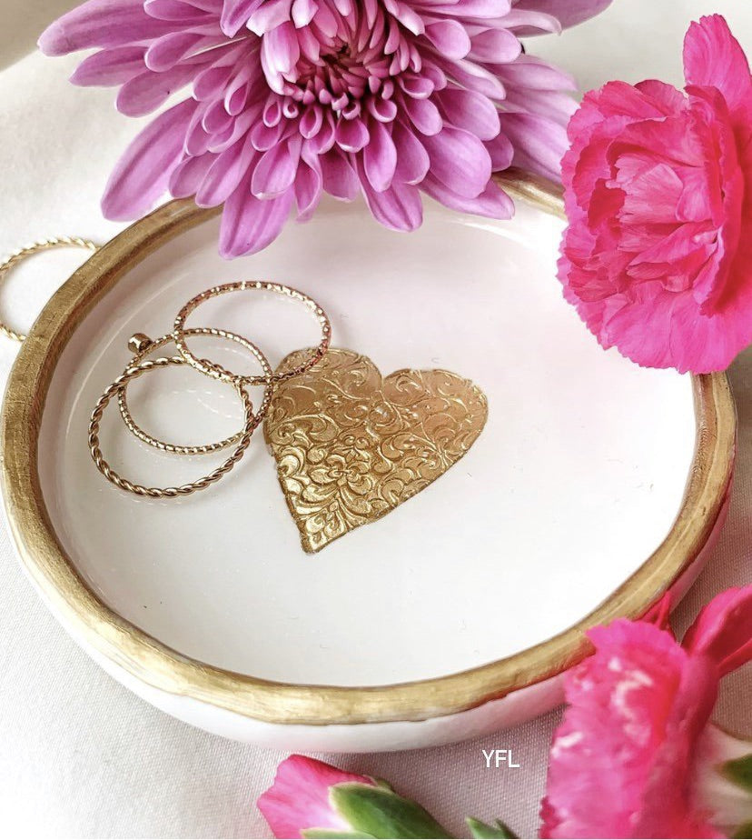 * Mother's Day for Mom and Grandma * Birthday Gift * Best Friend Gift * Graduation gift * Anniversary gift * Christmas Gifts  * Valentine's Day * Teacher appreciation Gifts * Co-worker Gift