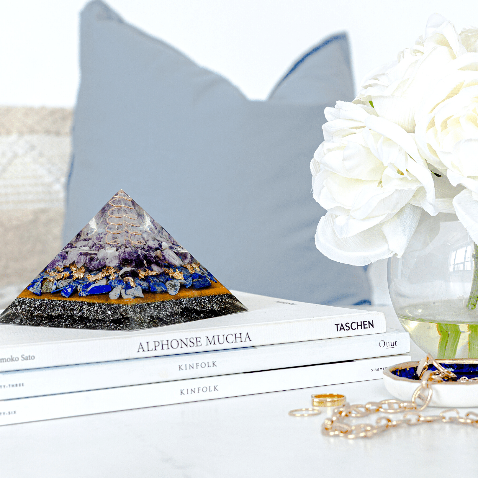 Orgonite Orgone pyramid