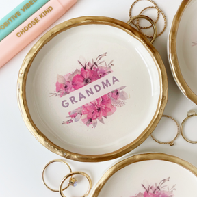 Mom - Grandma -Custom name - Ring Dish - MADE TO ORDER