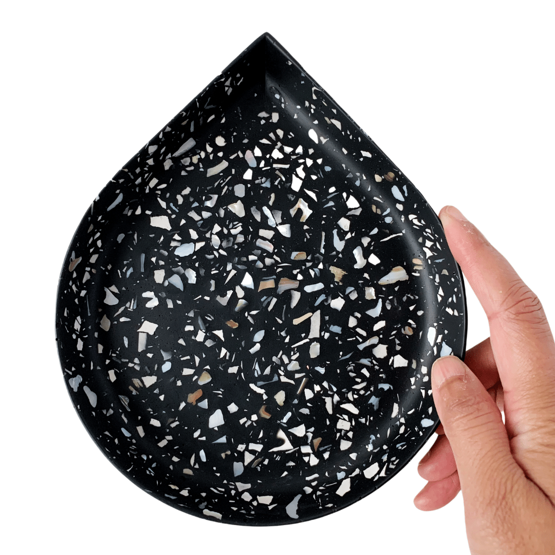 THE NOIR COLLECTION -TERRAZZO - Tear Drop Jewellery Tray with Sea Shells